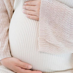 他认为🚬🏪 20 年后，特🥒斯拉会变成电动📼汽车领域的 iR🌰